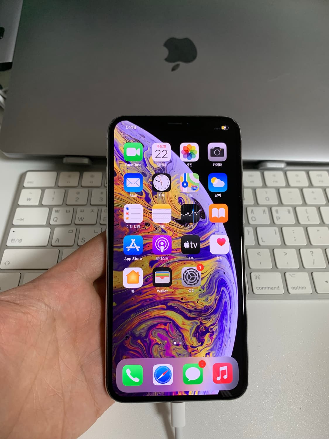 아이폰xs max 실버 64GB 상품이미지1