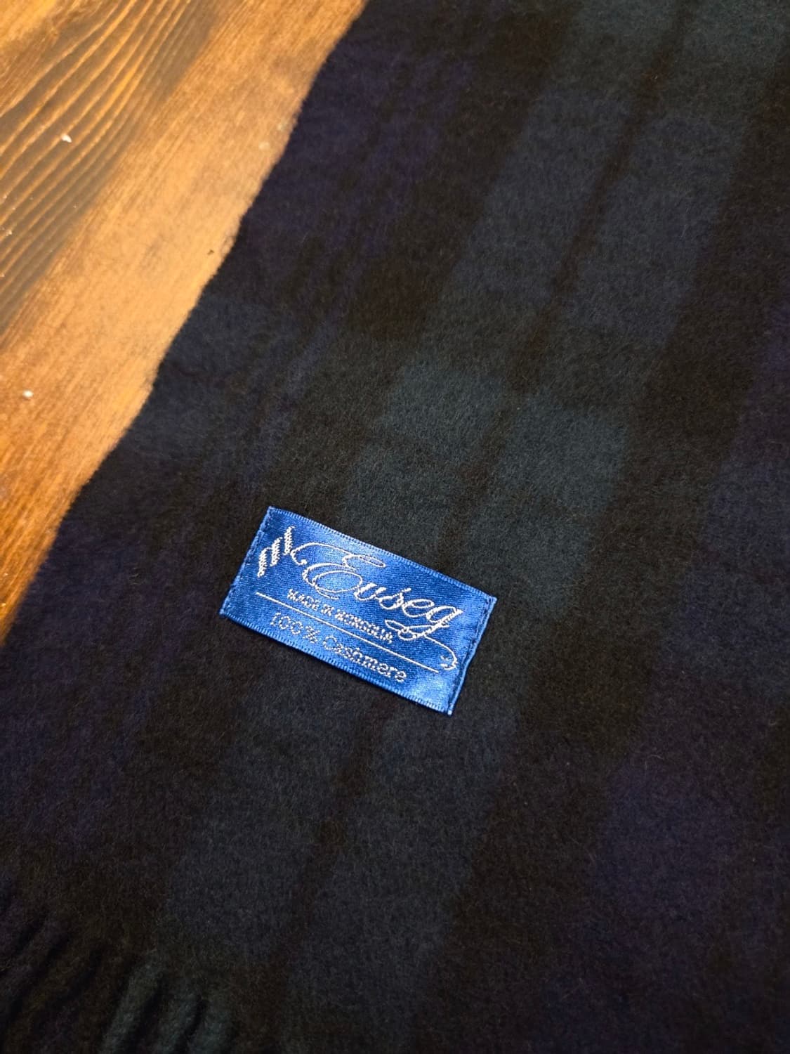 캐시미어 블랙와치 머플러 상품이미지5