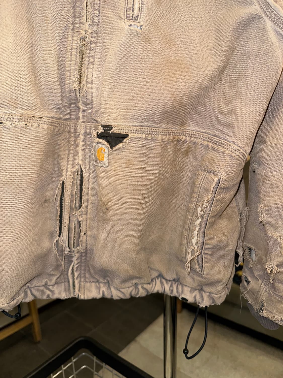 Carhartt canvas distressed work bomber  상품이미지6