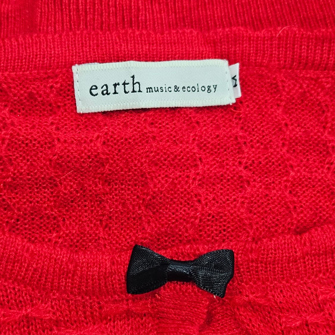 earth music&ecology 레드 크롭 가디건 상품이미지7