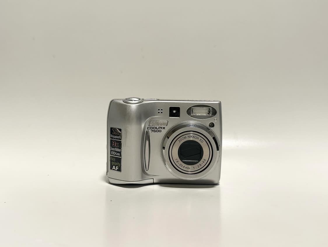 니콘 쿨픽스 7600 상품이미지2