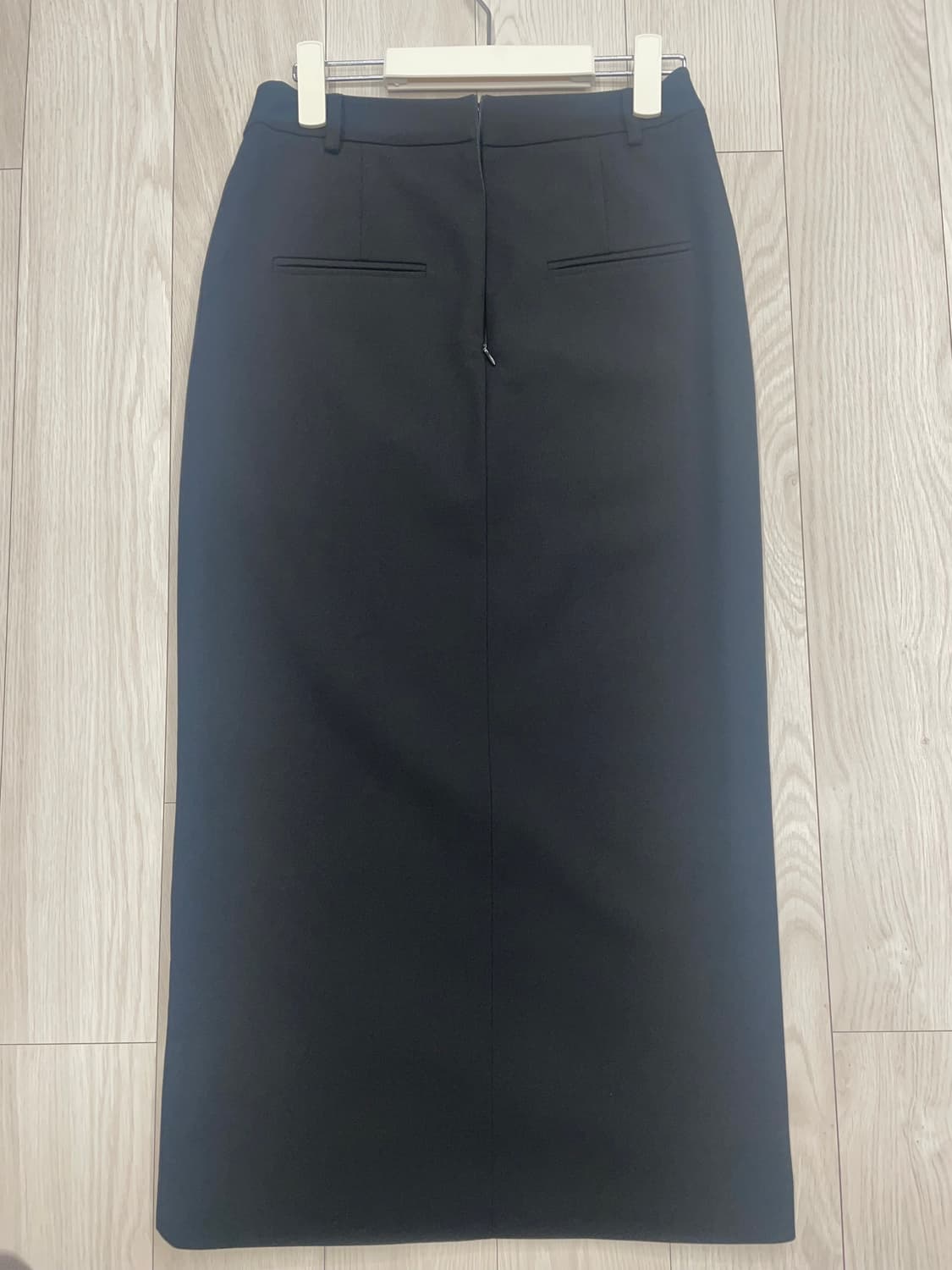 오르 orr 슬릿 미디 스커트 블랙 색상, XS 상품이미지3