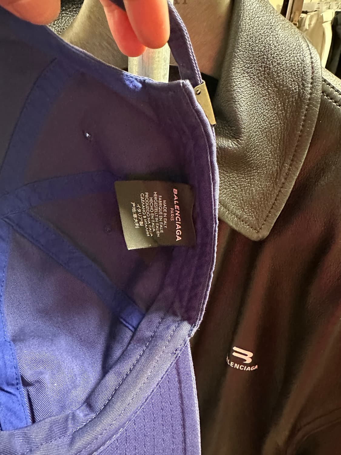 발렌시아가 폴리티컬 캡 59L 상품이미지5