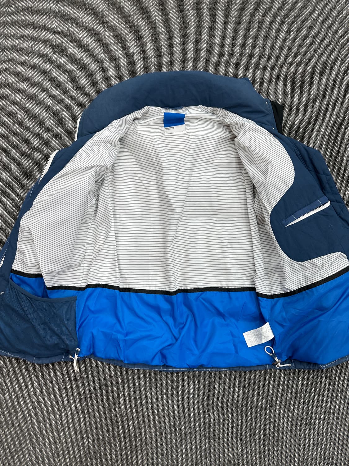 아디다스 체크 패딩 블루 상품이미지5