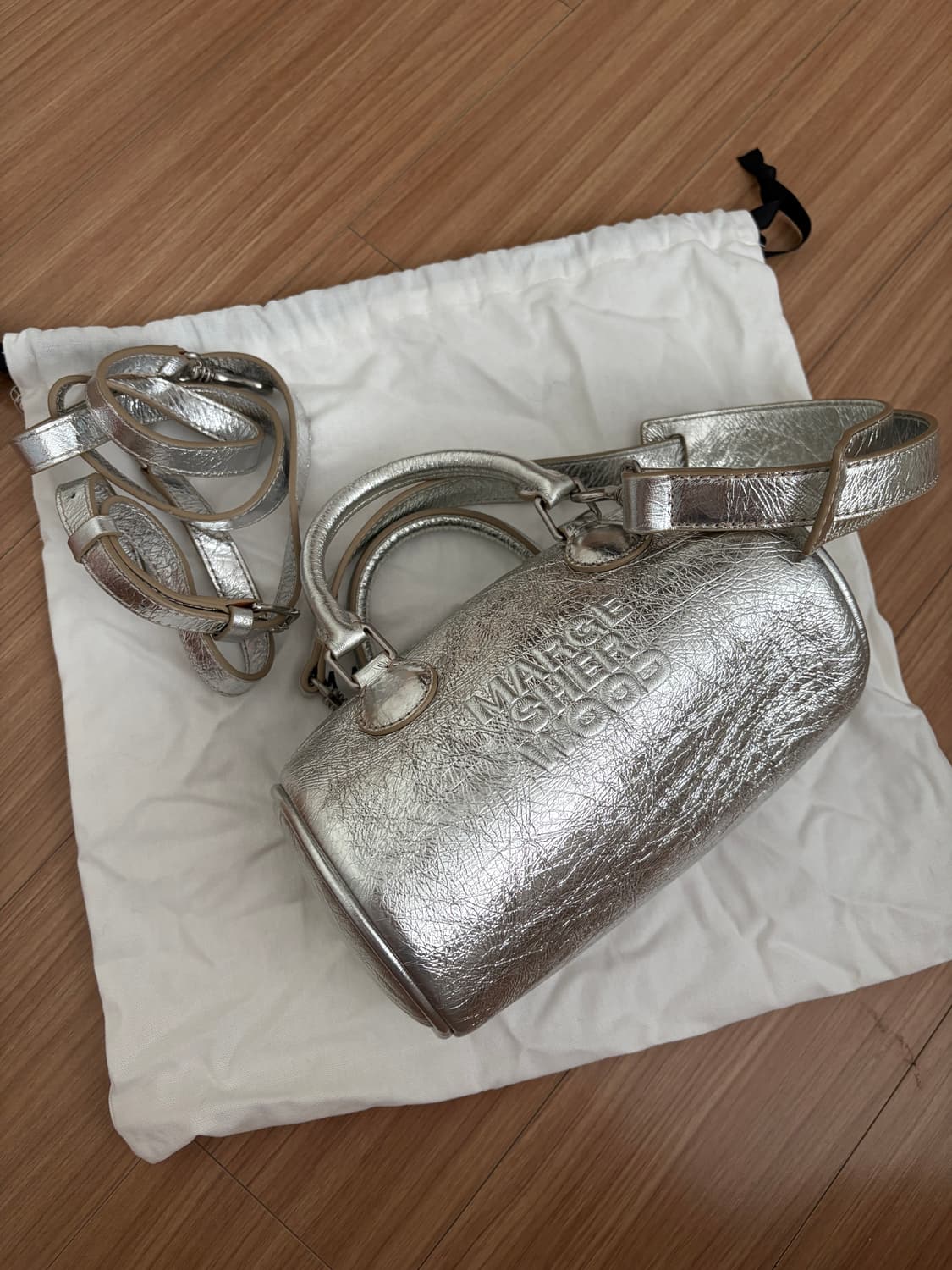 마지셔우드 로그 실버백 상품이미지1