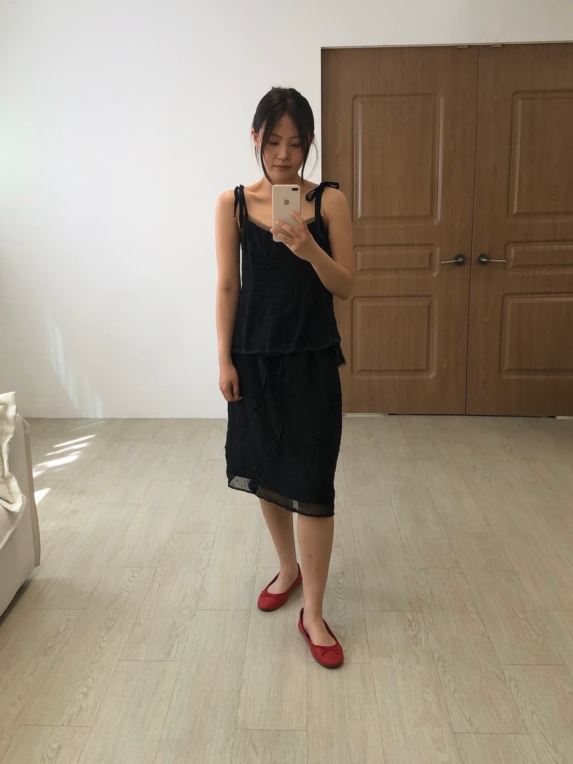 플라워 시스루 블랙 미디스커트 상품이미지4