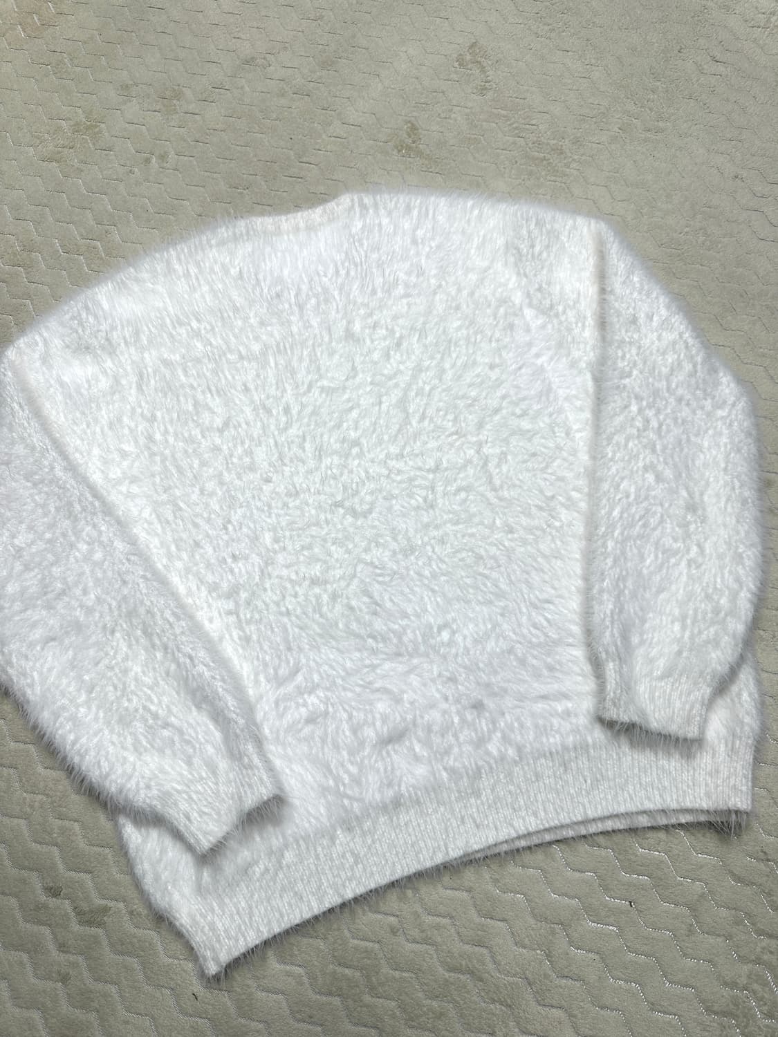 [one] 오아시스 헤어리 니트 상품이미지5