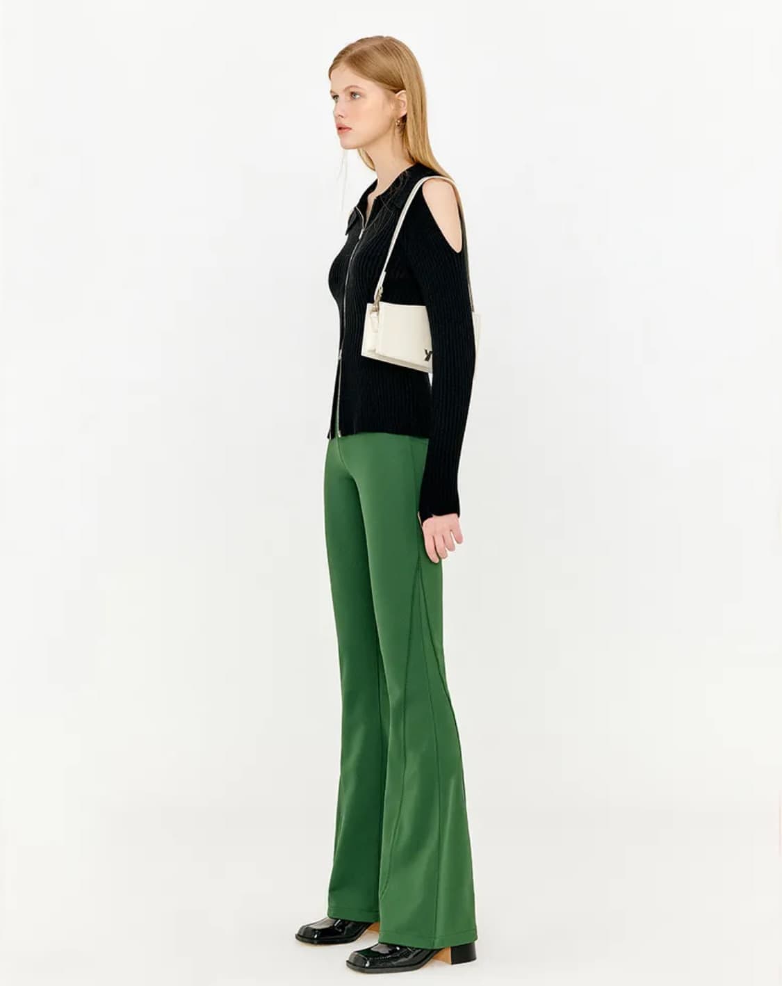 Yuse 유즈 웨이브 라인 소가죽 숄더백 아이보리 상품이미지7