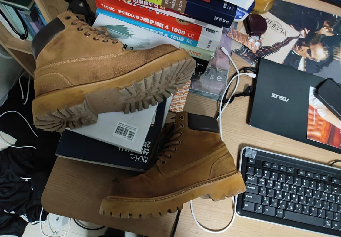 위더로드 카메룬 스웨이드 7홀 카멜 워싱 워커 250 상품이미지5