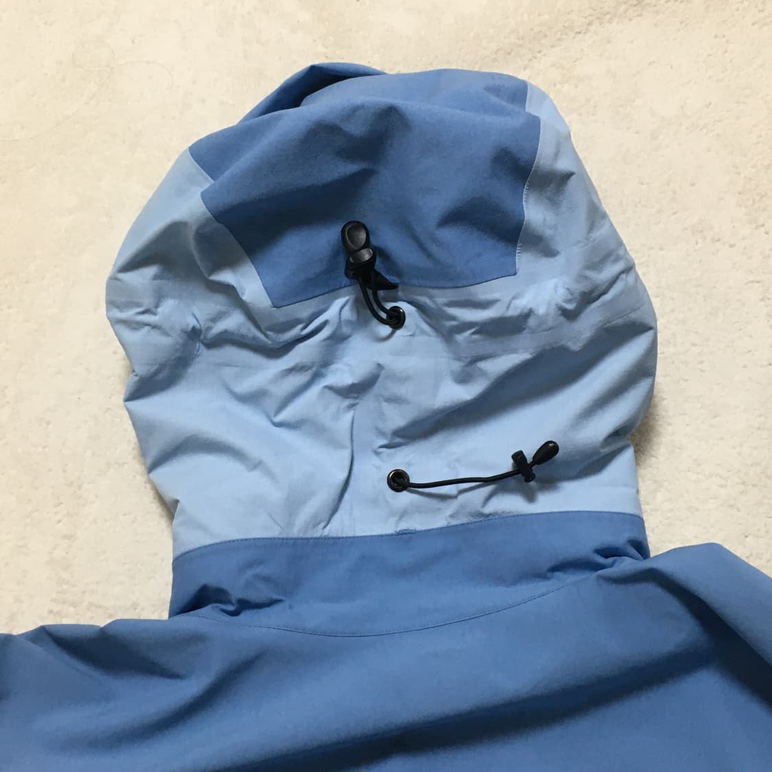 아크테릭스 파스텔 스카이블루 배색 베타 ar beta ar 바람막이 상품이미지8