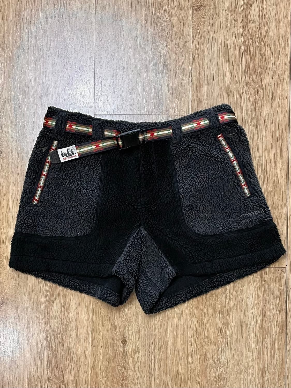 택포) 마모트 아즈텍 투톤 딥파일 뽀글이 후리스 플리스 숏팬츠 반바지 상품이미지1