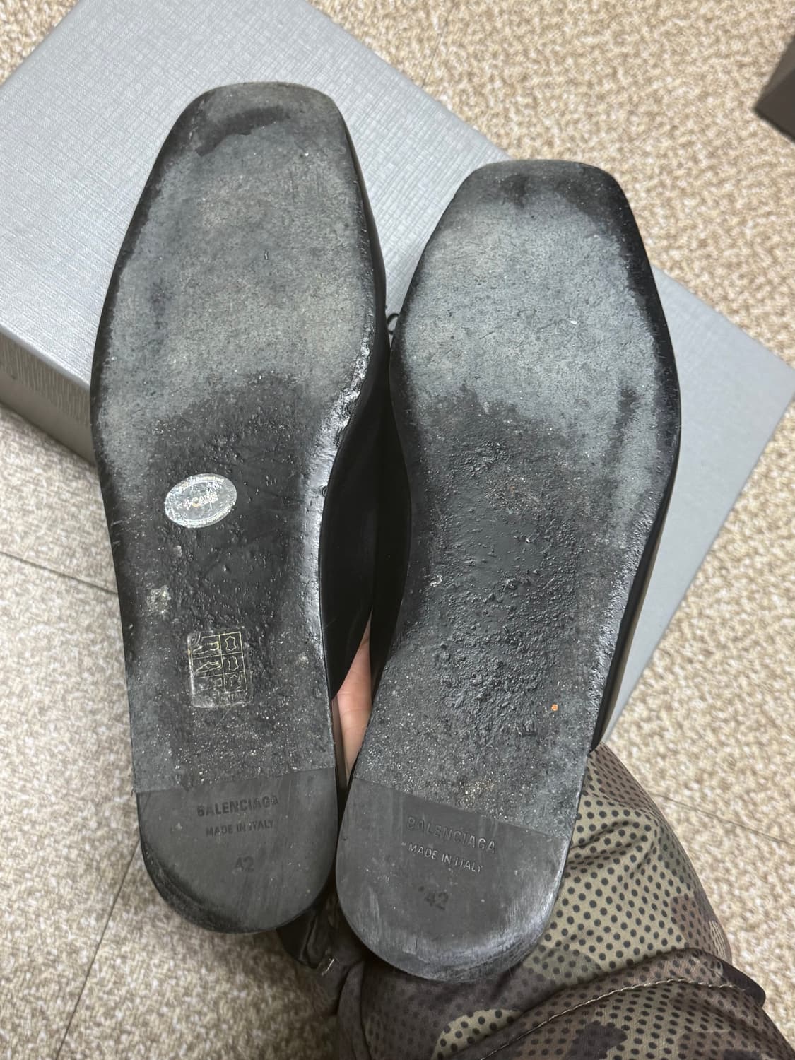 (42) 발렌시아가 BB Rim Logo Mule 상품이미지5