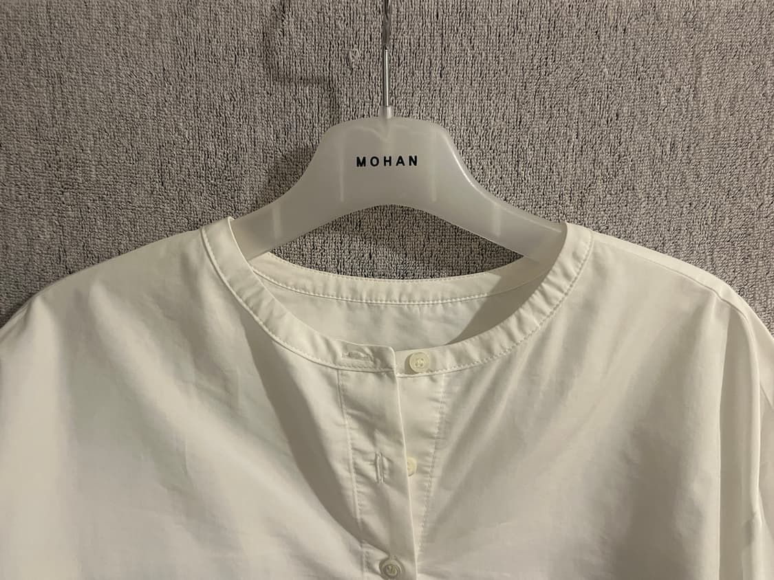 MOHAN 모한 라운드넥 블라우스 상품이미지3