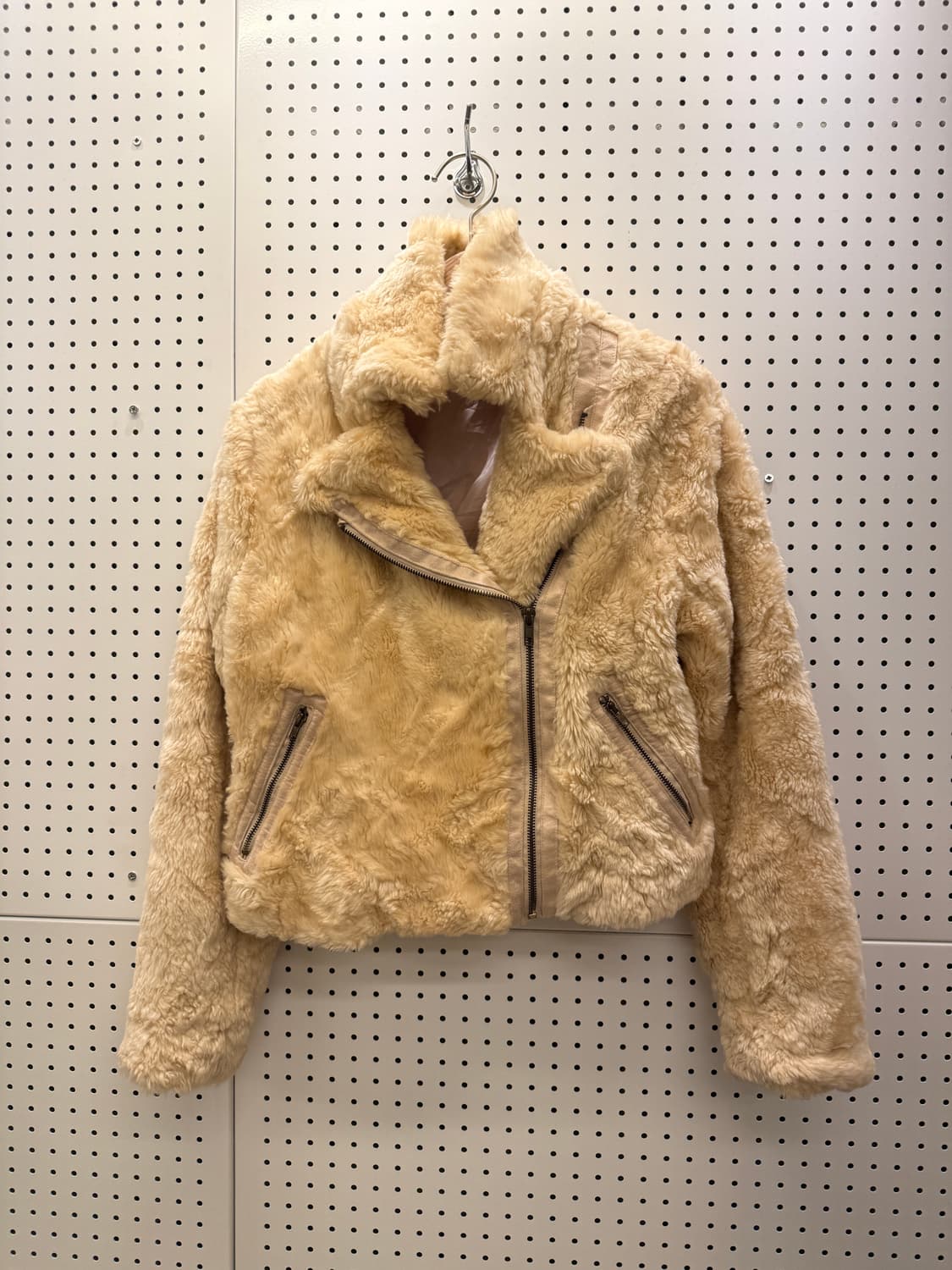 퍼 무스탕 스타일 숏 자켓 U207 상품이미지2