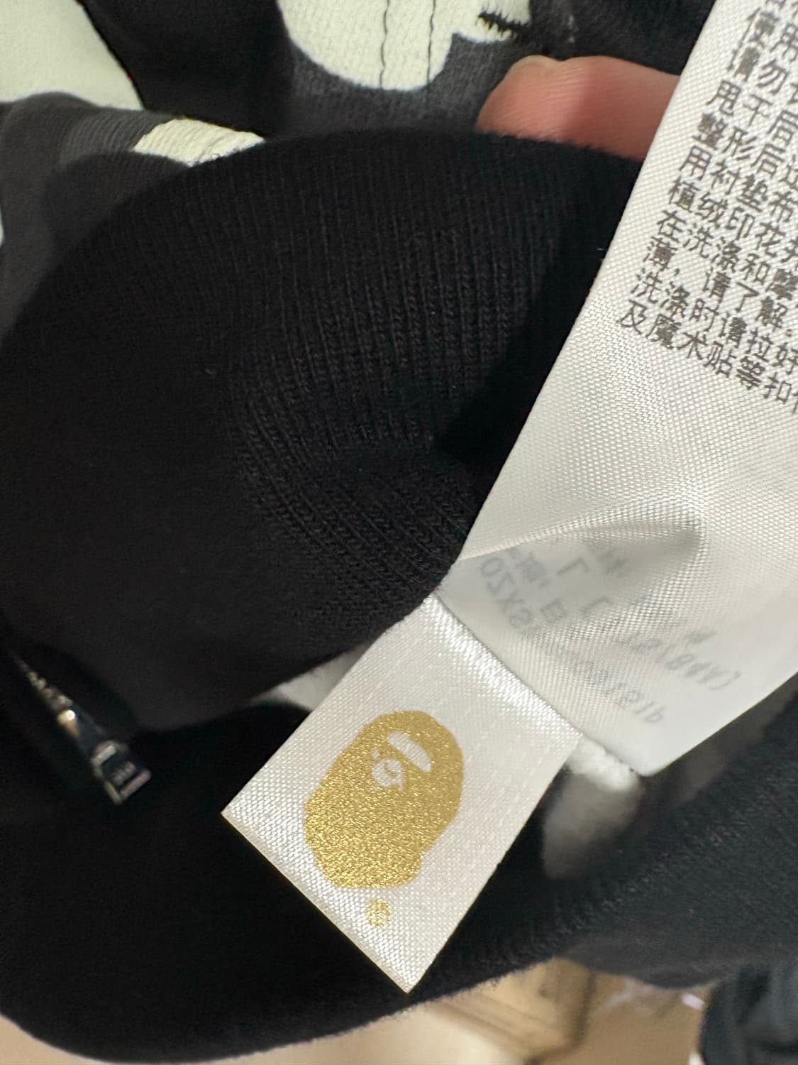 베이프 샤크후드 L 상품이미지3