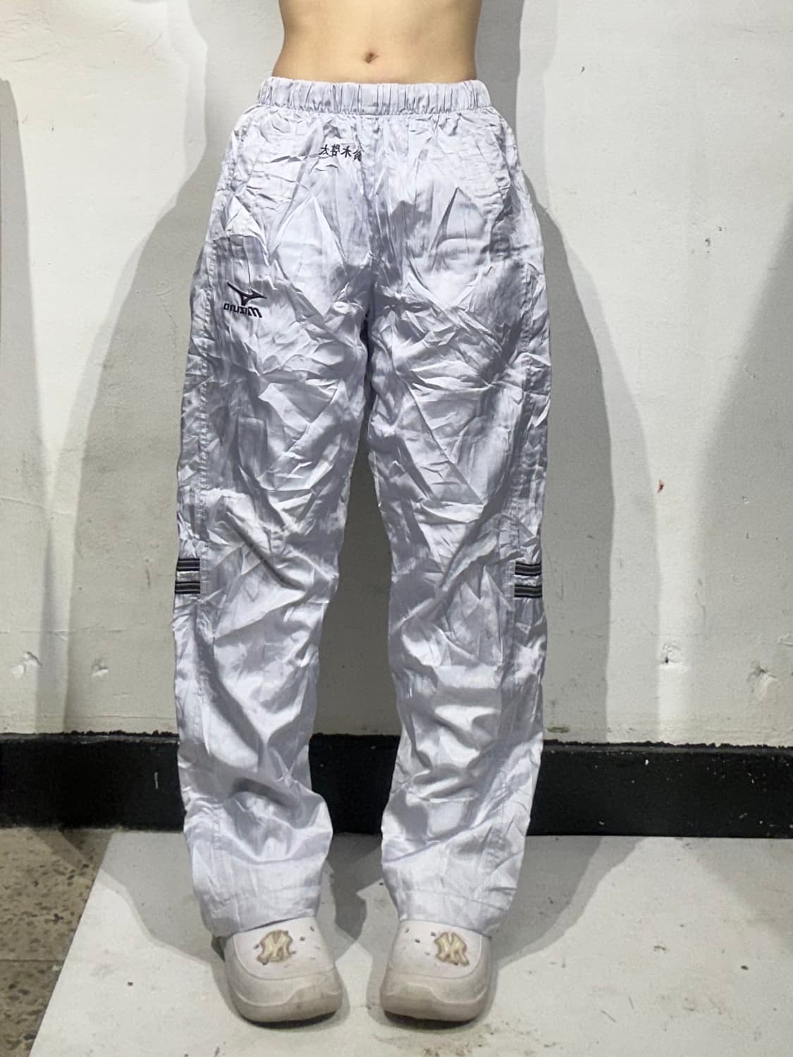 미즈노 그레이 와이드 로고 트랙 팬츠 M 상품이미지2