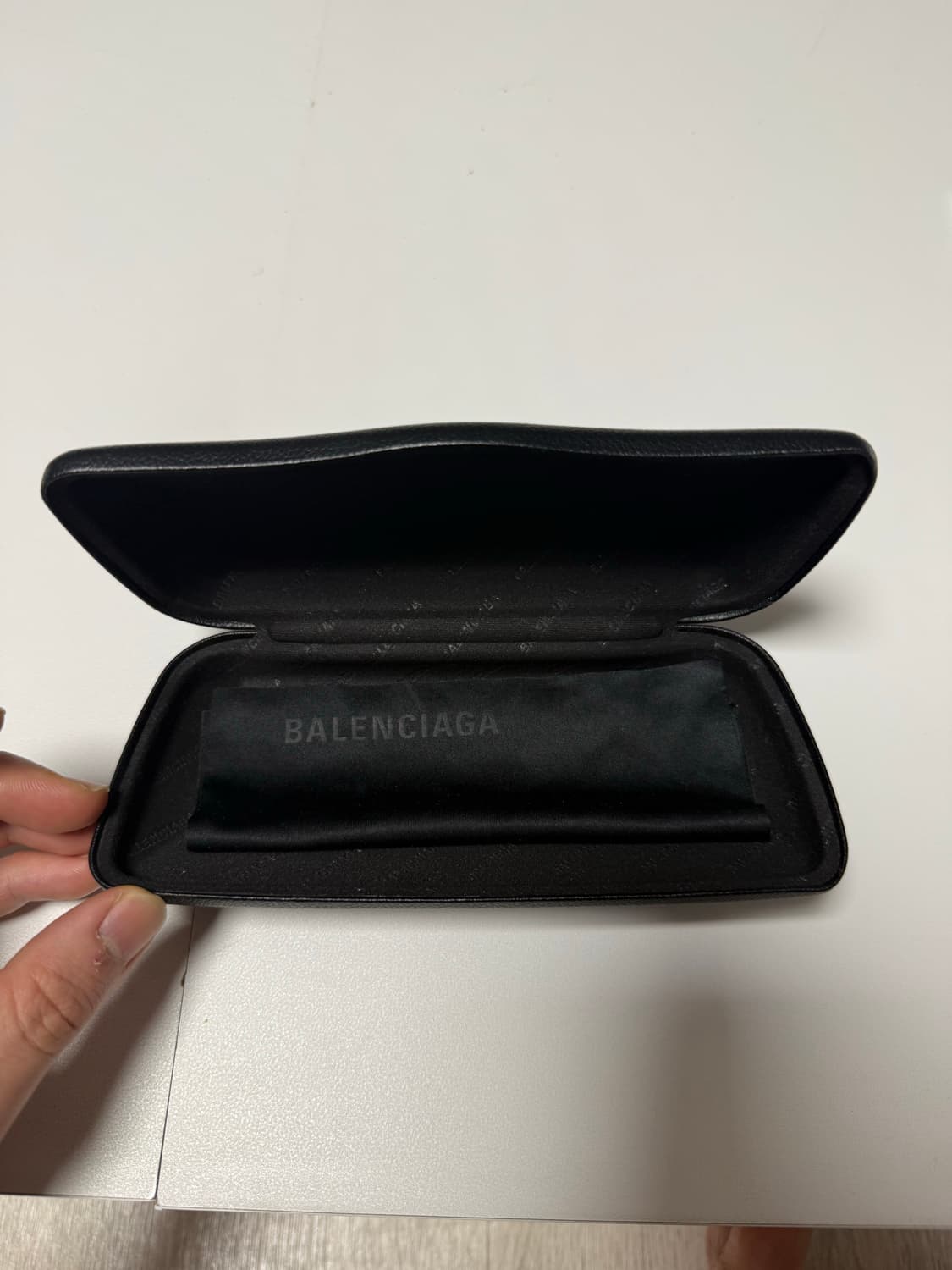 발렌시아가 다이내스티 렉탱글 선글라스 블랙 상품이미지9