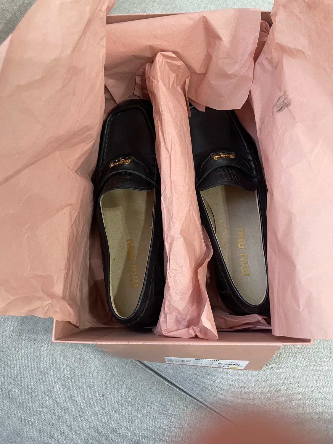 미우미우 페니로퍼 써클로고 37 상품이미지8