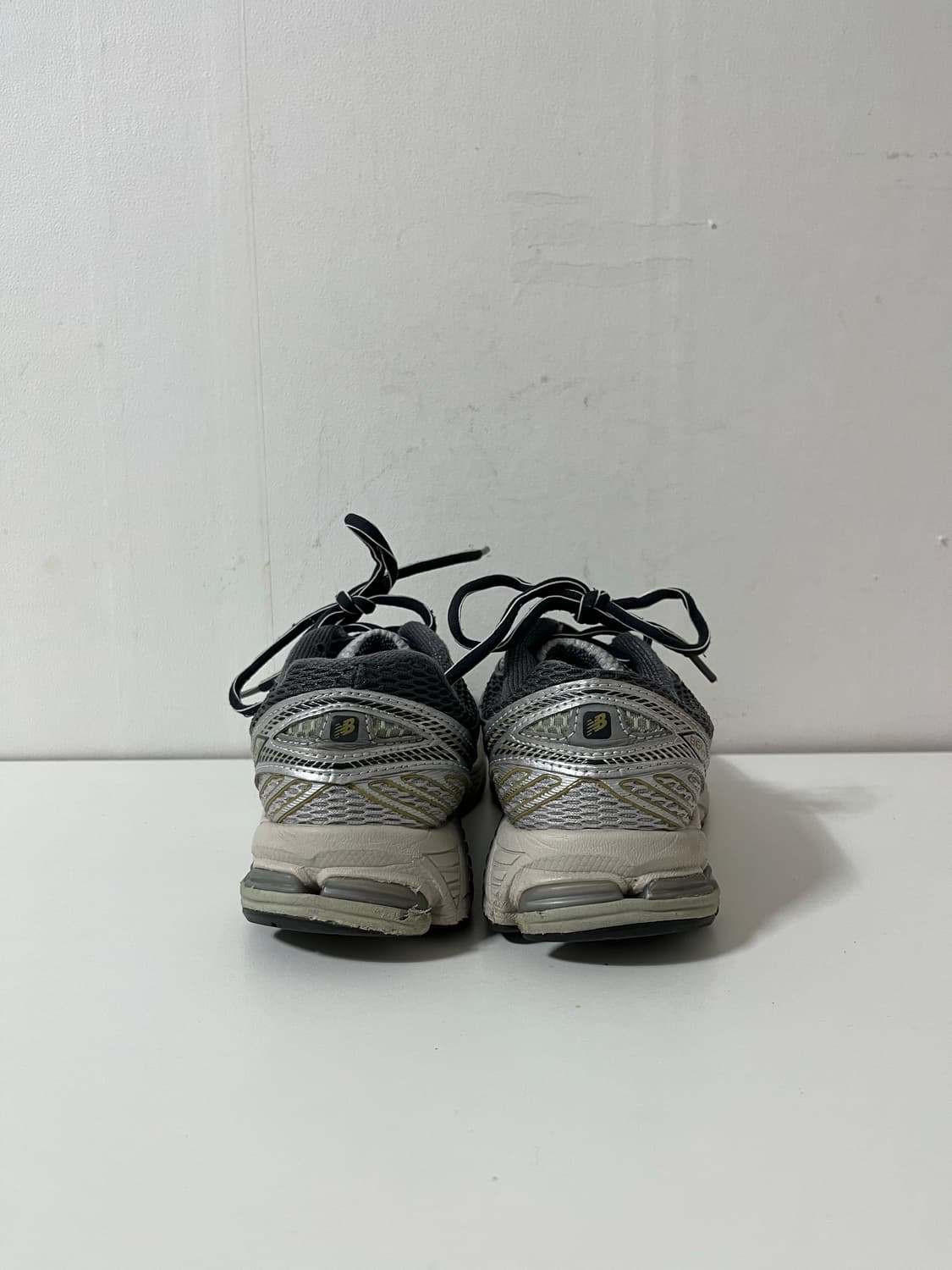 245 뉴발란스860v2 실버 운동화 정품 상품이미지2