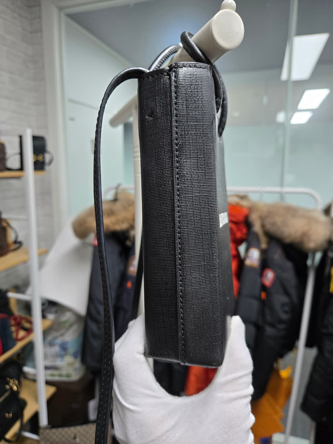 [특가][정품]발렌시아가 폰홀더백 상품이미지3