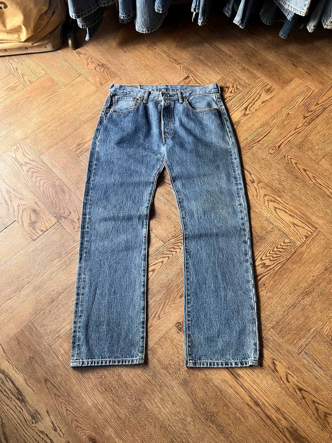 [33]리바이스 501 미디엄블루 워싱 데님 팬츠 상품이미지2