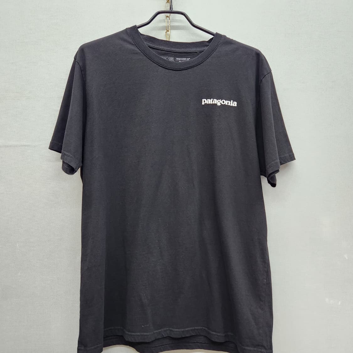 파타고니아 백 빅로고 프린팅 반팔티 XXL(L~XL) 상품이미지2