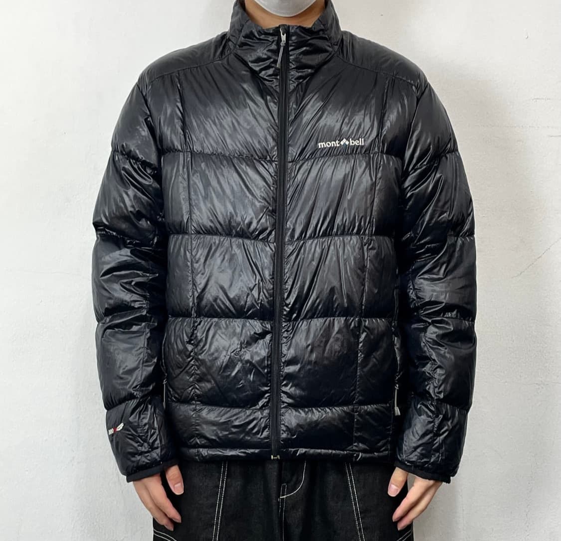 Mont-bell 몽벨 유광 블랙 경량 다운자켓 상품이미지2