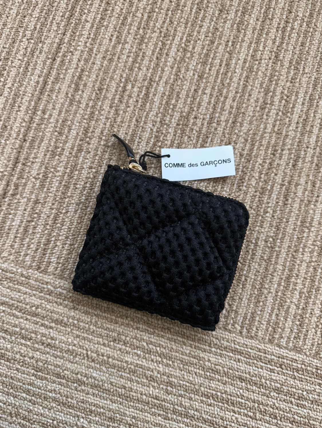 꼼데가르송 토터스 하프지갑  상품이미지1