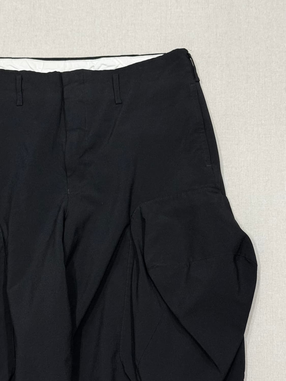 꼼데가르송 옴므 플러스 18ss 사이드 벌룬 버뮤다 팬츠 상품이미지4