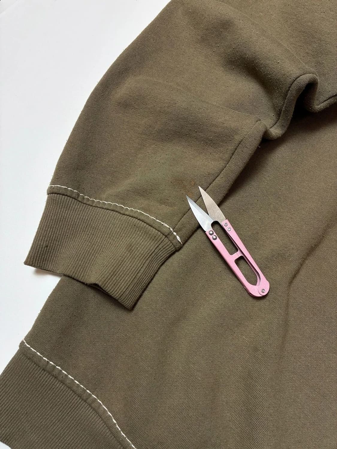 트루릴리젼 00's 밀레니엄 스티치 백 로고 후드 집업 PN8891 상품이미지7