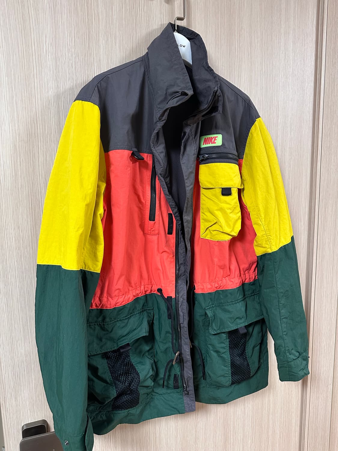 나이키 멀티컬러 바람막이 상품이미지2