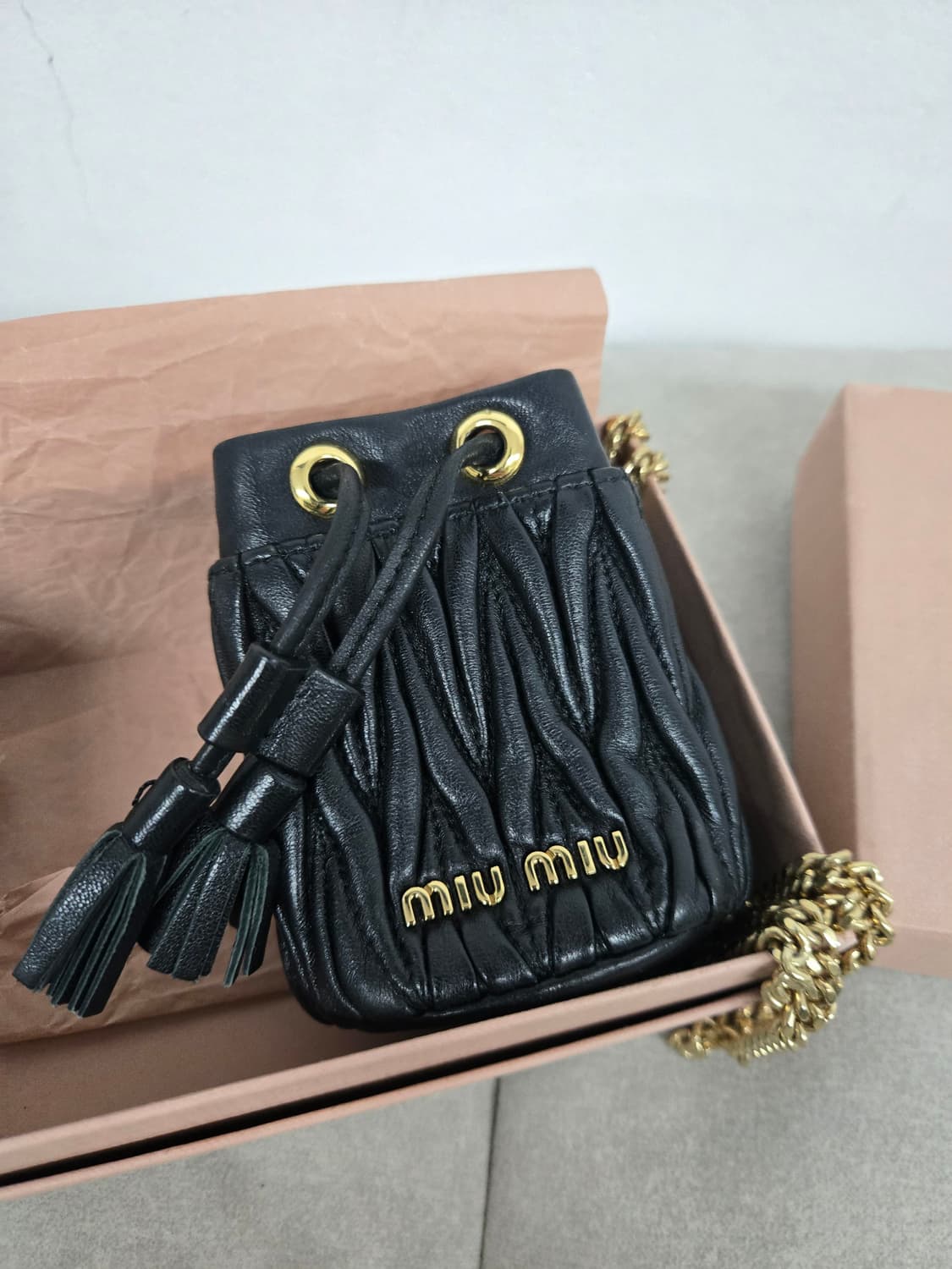 [보증서 정품] 미우미우 미니 버킷백 상품이미지5