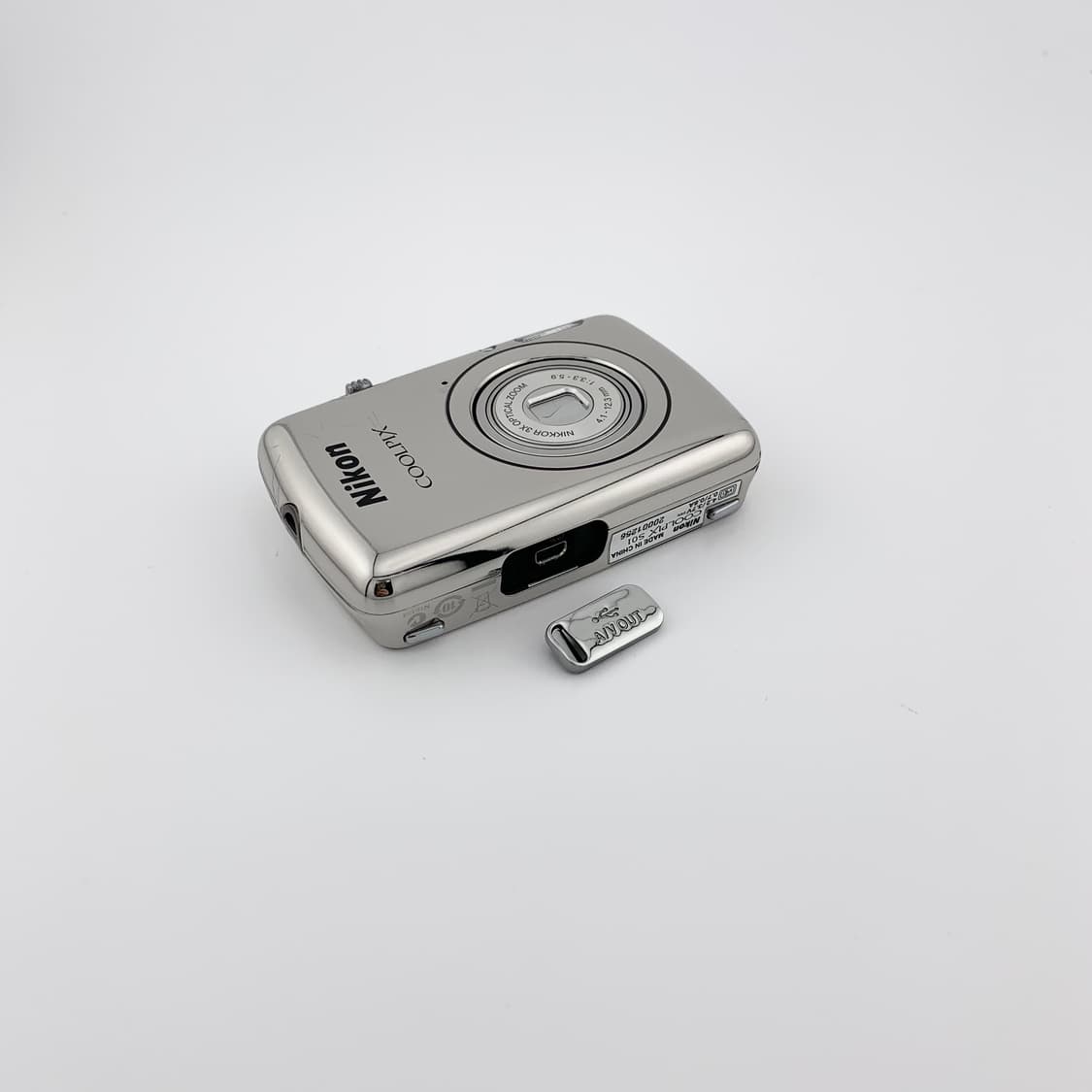 미품🫧니콘 쿨픽스s01 실버 (nikon coolpix s01) 상품이미지7