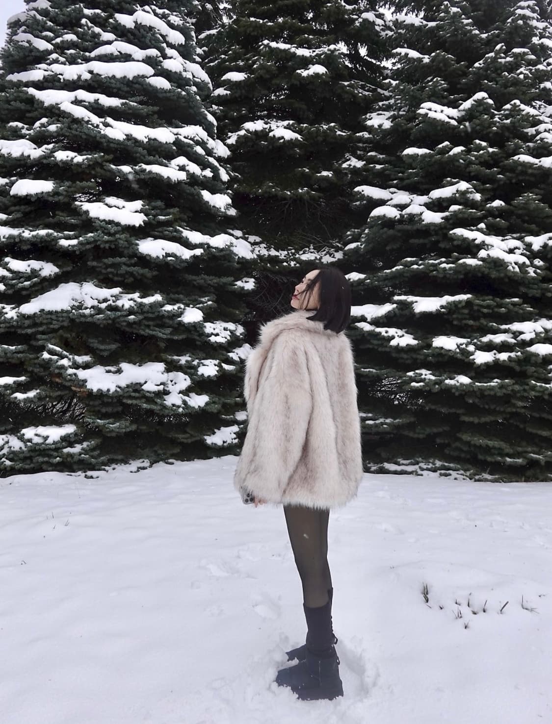 페일제이드 오버핏 퍼 자켓 (아이보리) 상품이미지1