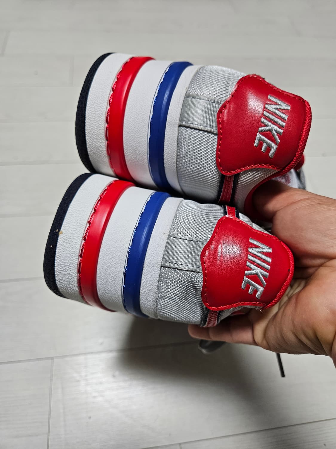 나이키 반달 메탈릭 로우 255 상품이미지4