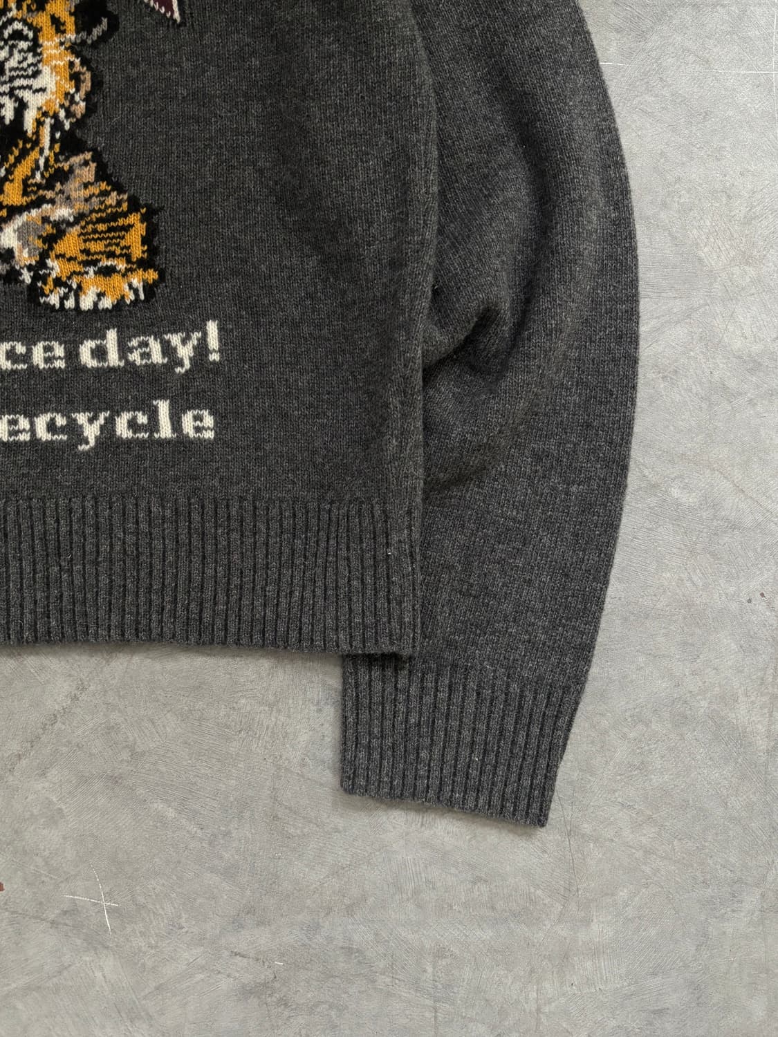 GANNI 가니 그래픽 타이거 자카드 니트  상품이미지3