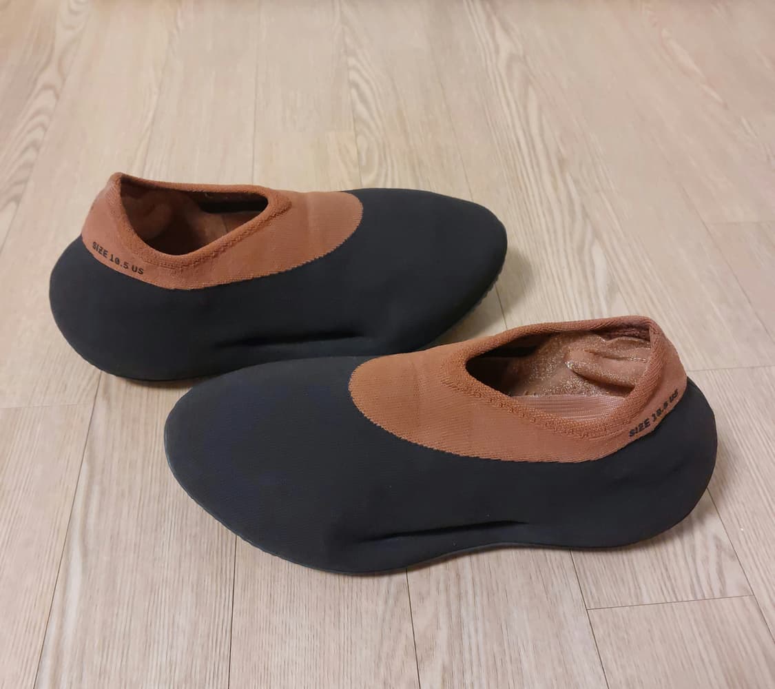 285)아디다스 이지 니트 러너 스톤 카본 상품이미지5