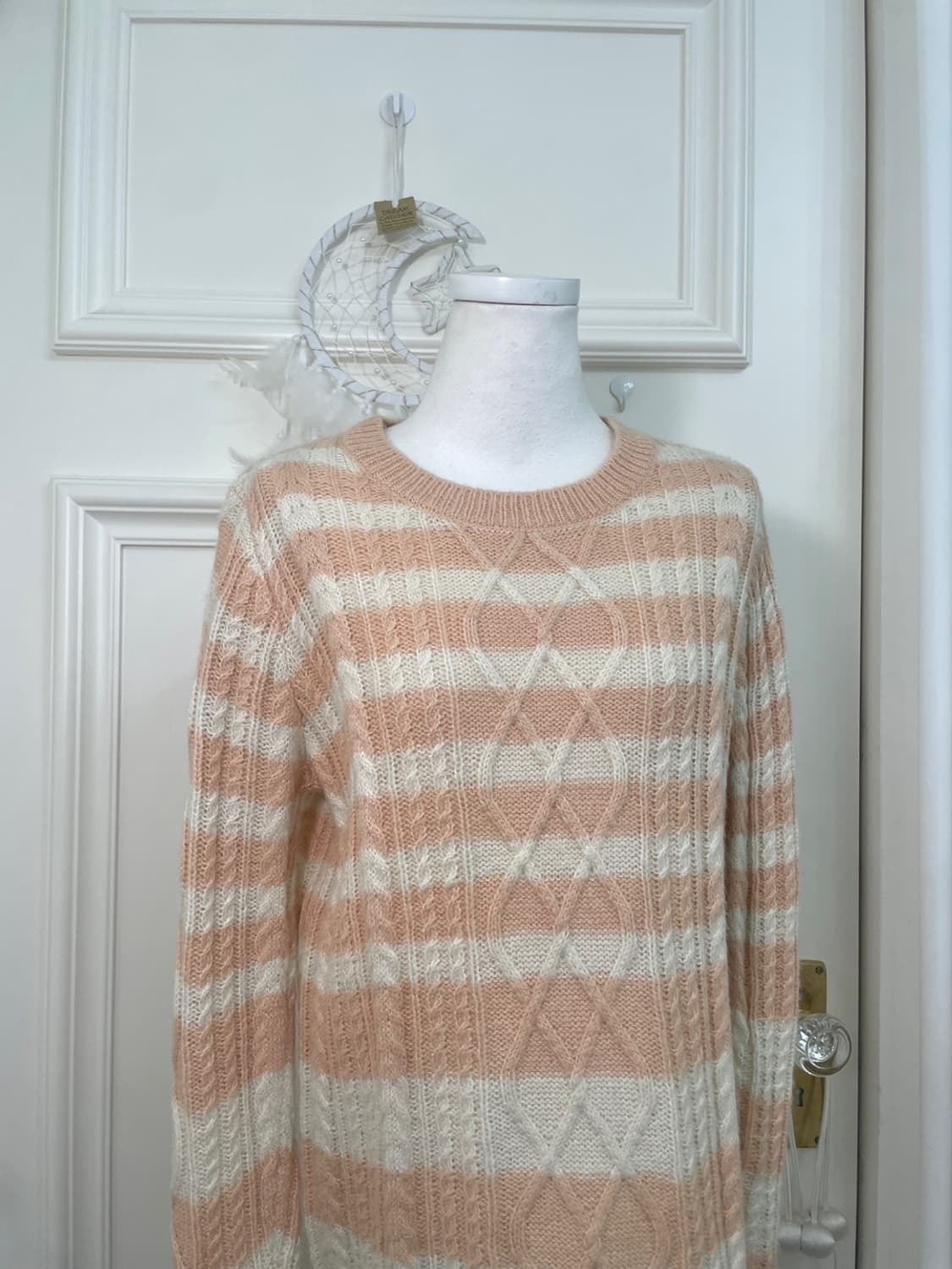 coral ivory stripe twist loose sweater 상품이미지5