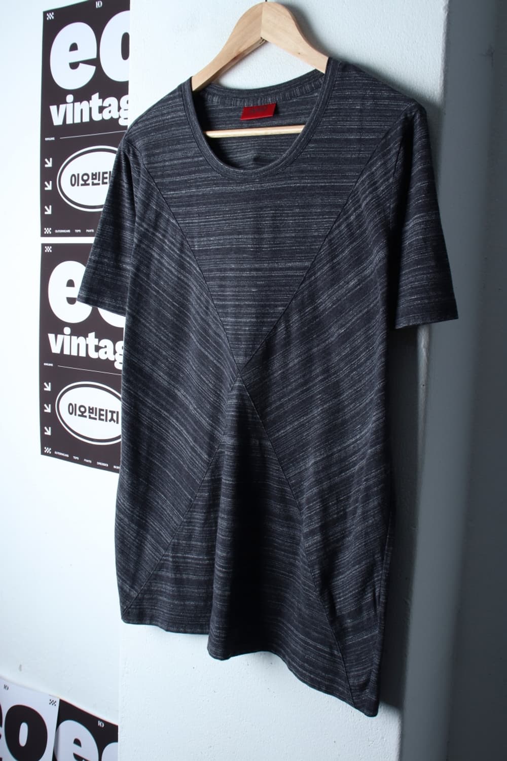 (L-XL) 휴고보스 반팔 티셔츠 패턴 차콜 무지 놈코어-H32453 상품이미지1
