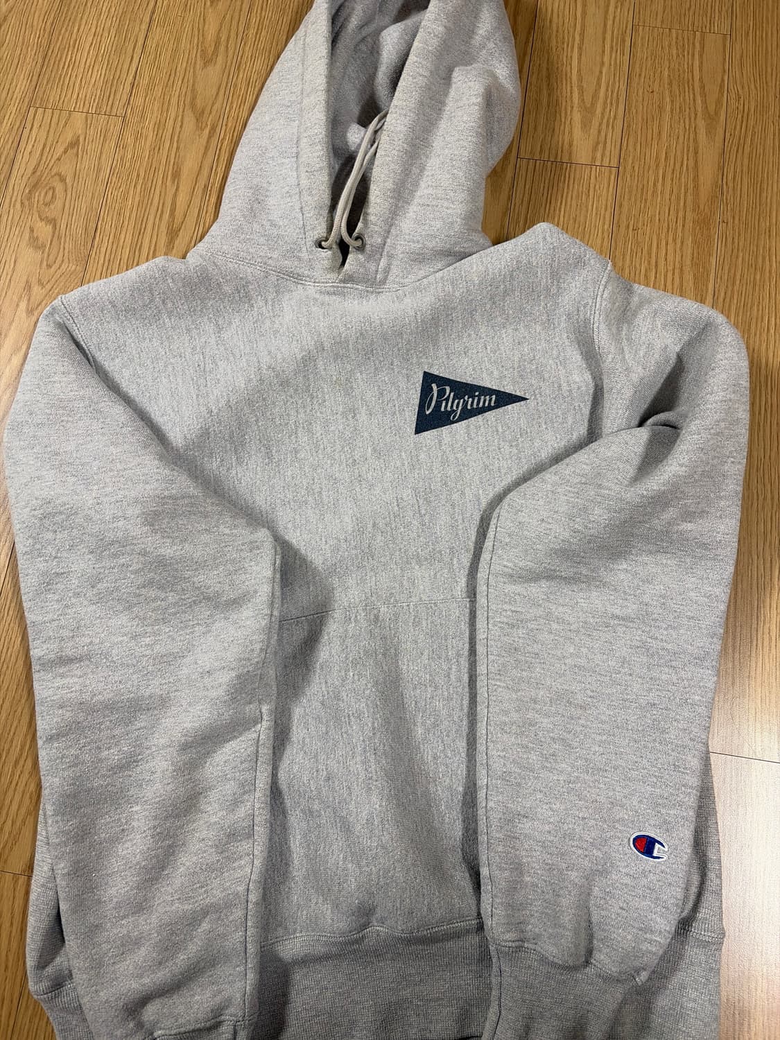 챔피온 필그림 콜라보 후드티 상품이미지1