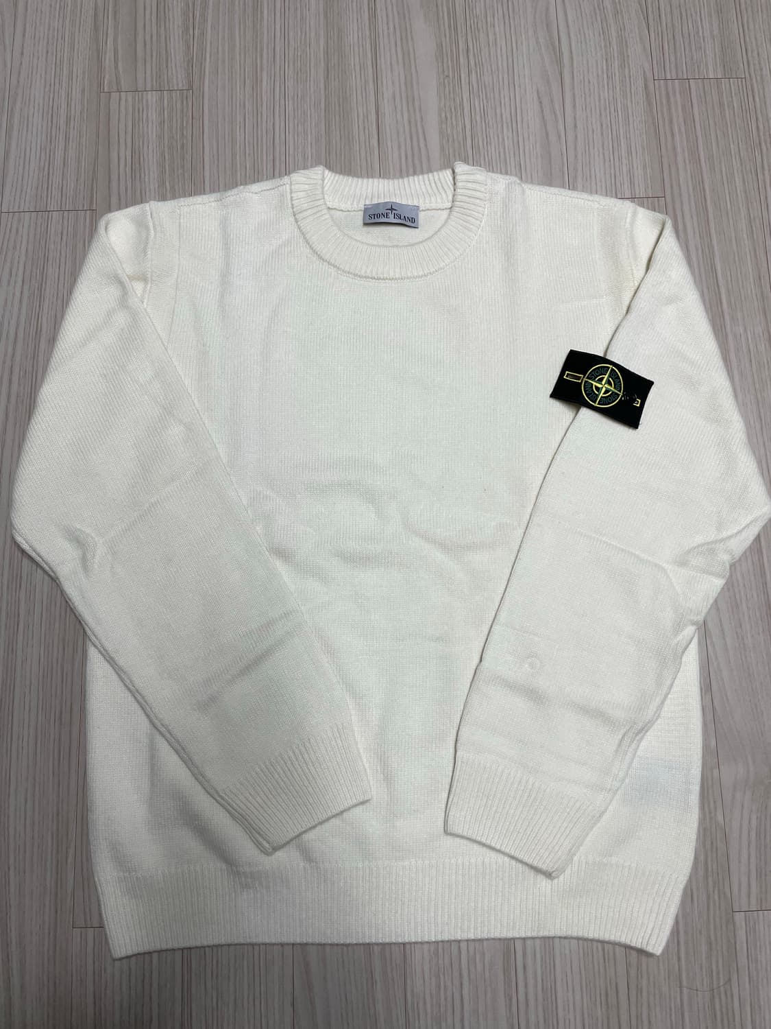 [새상품] 스톤아일랜드 램스울 리브 라운드 니트  상품이미지1