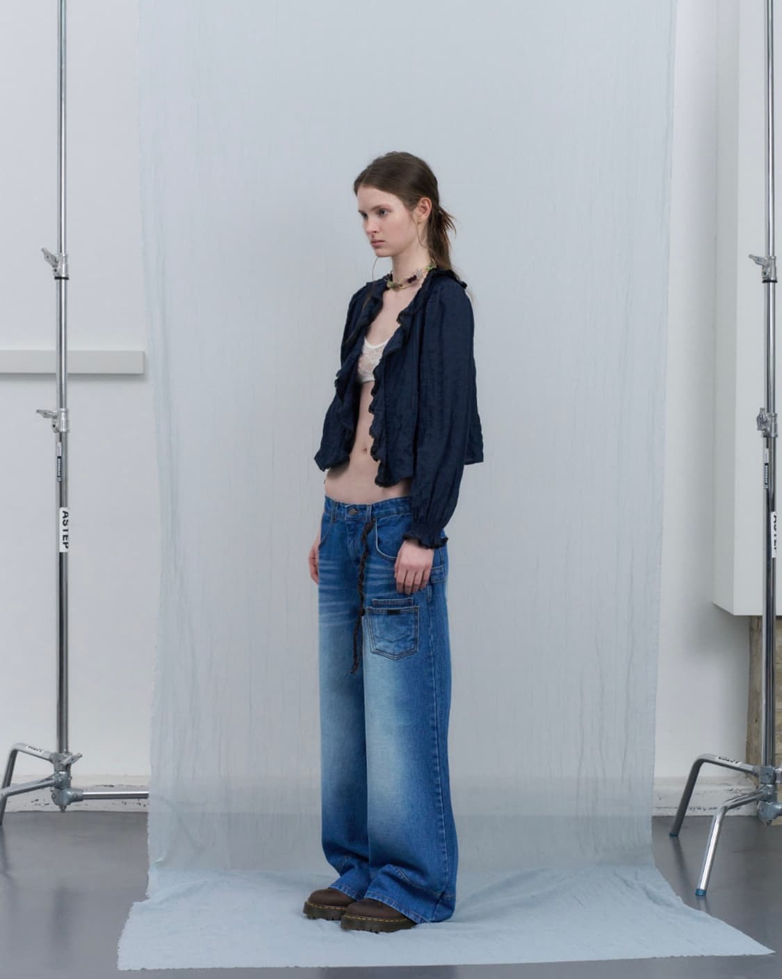 새상품) 포에토 퓨어 러플 블라우스 PURE RUFFLE BLOUSE 상품이미지2