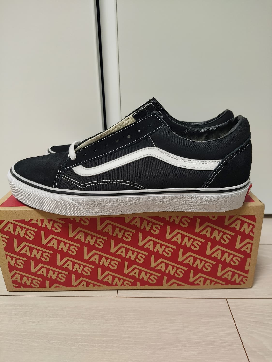 새상품 반스 올드스쿨 블랙 270 상품이미지1