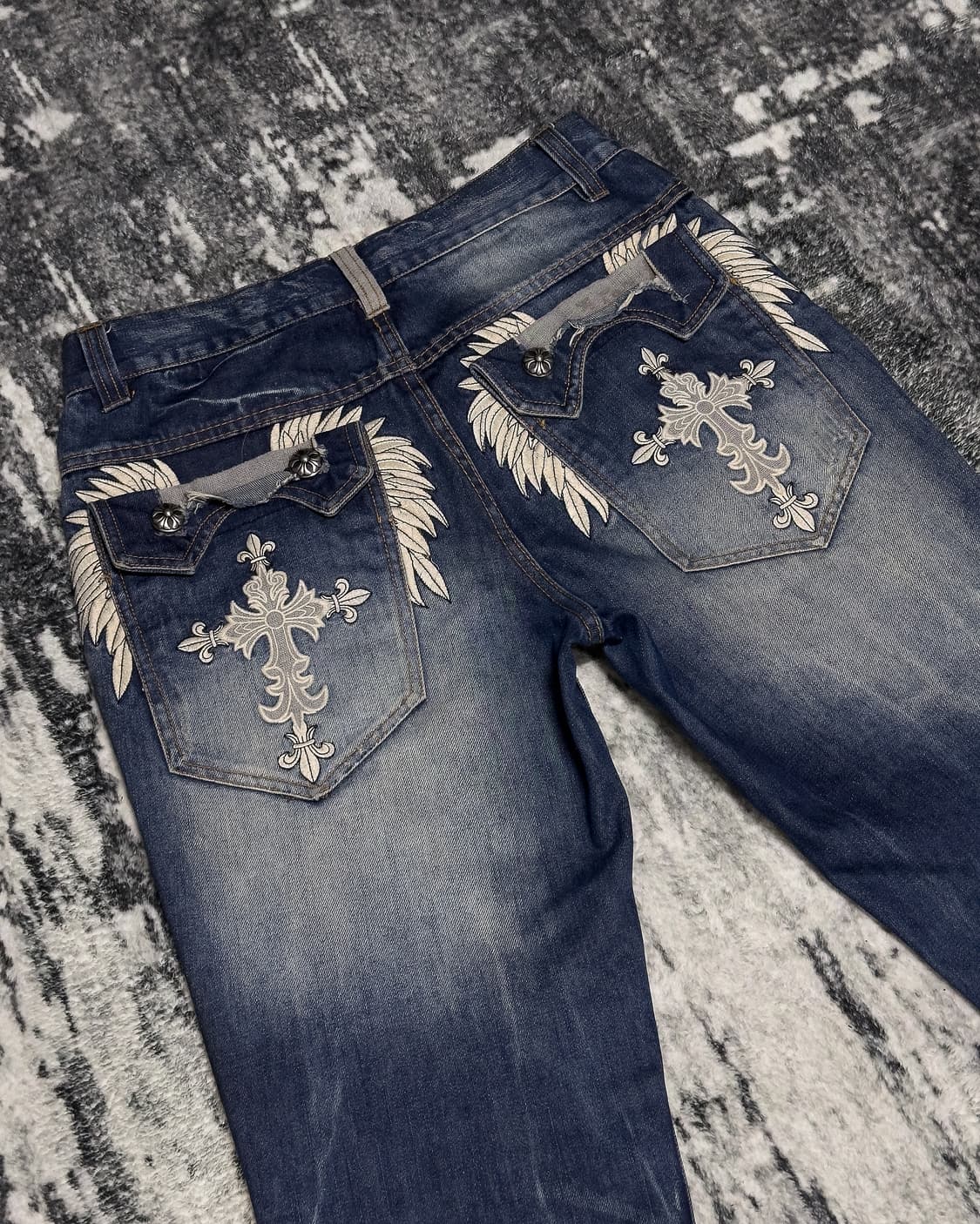 {Day Moon} Wing Cross Embroidery Jeans   상품이미지6