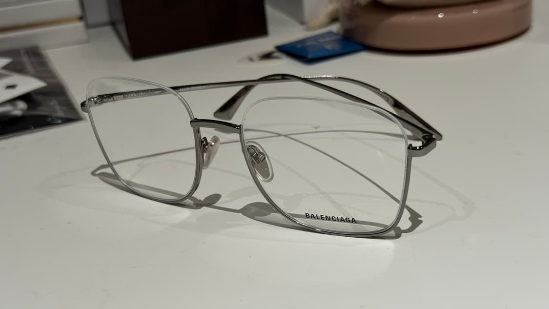 발렌시아가 반무테 안경 큰사이즈 상품이미지3