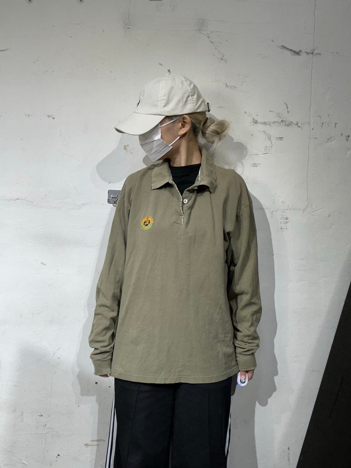 버버리 아카이브 로고 자수 카키 긴팔티 럭비티 pk티 L 상품이미지2