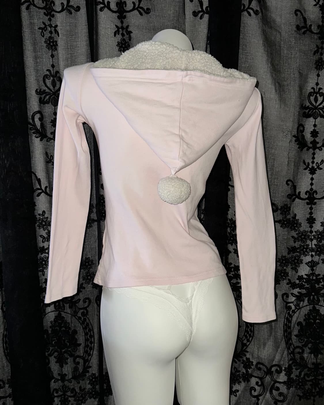 Light pink long-sleeve hoodie 상품이미지3