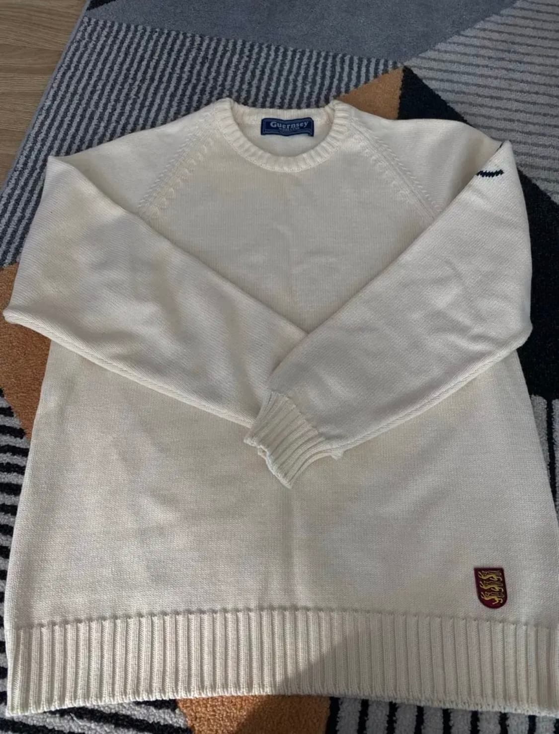 건지울른스 니트 상품이미지1