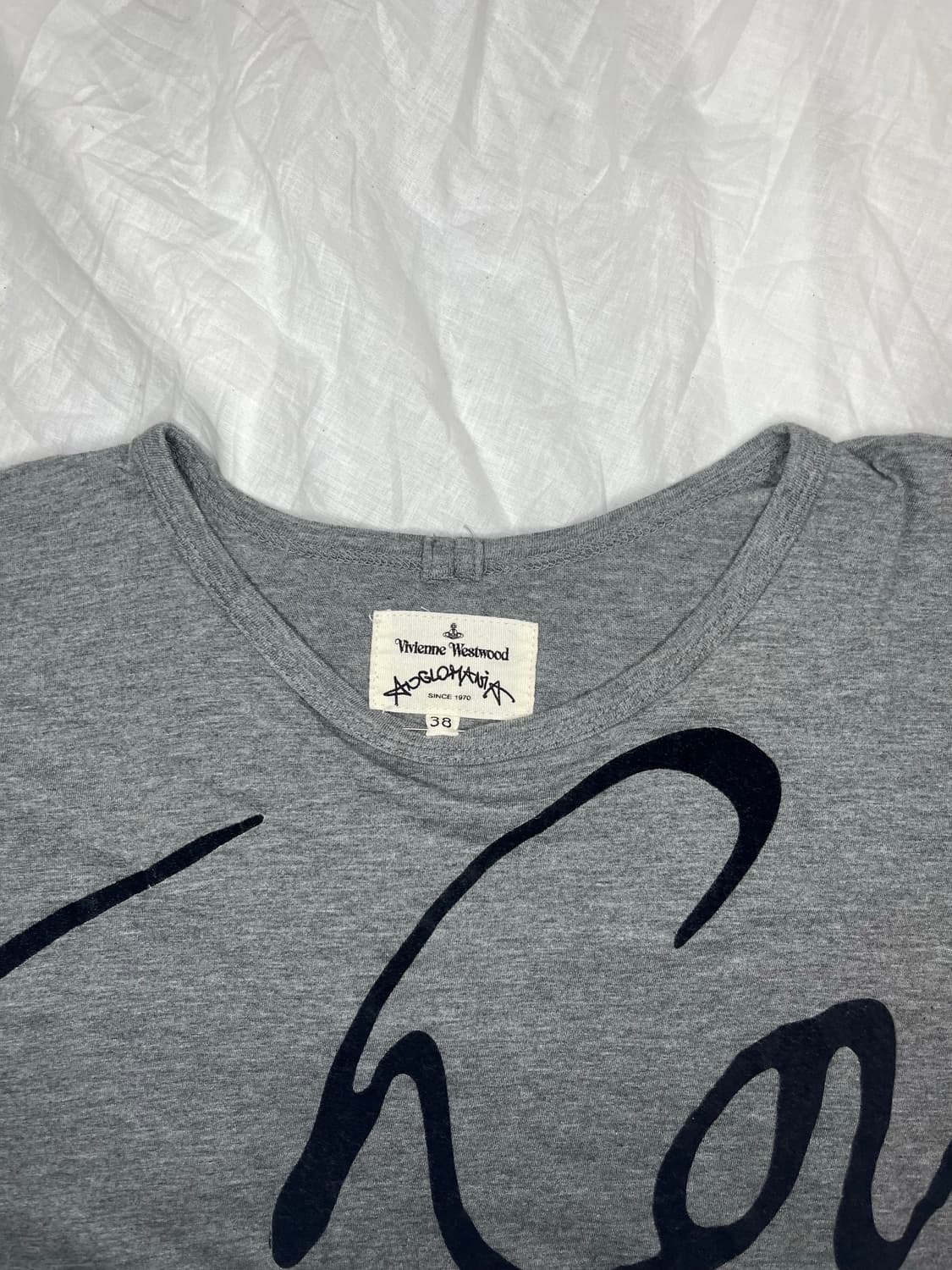 비비안 웨스트우드 “Art Lover!” 그래픽 티셔츠 상품이미지2