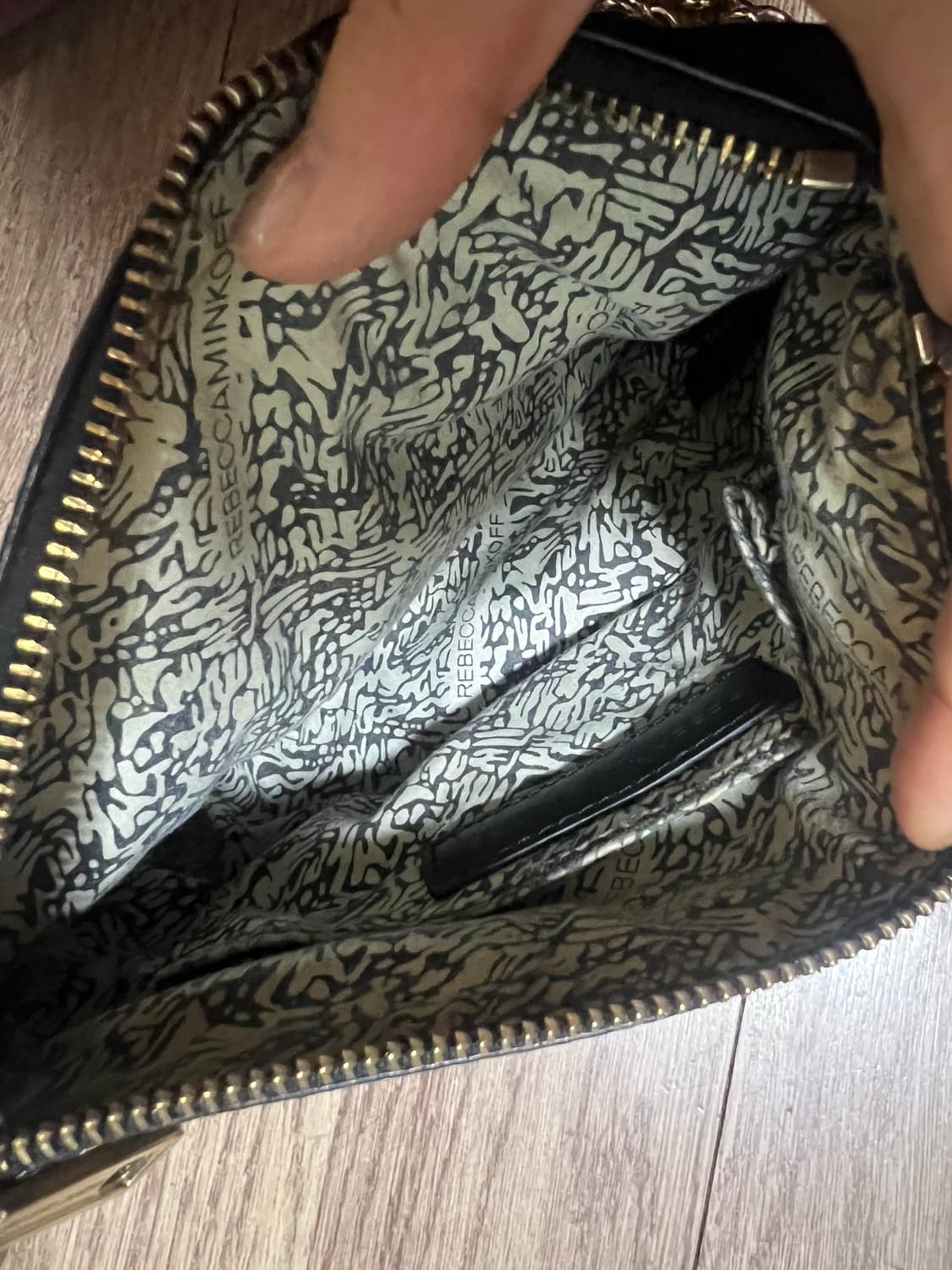 Rebecca Minkoff 레베카밍코프 블랙 크로스백 상품이미지5